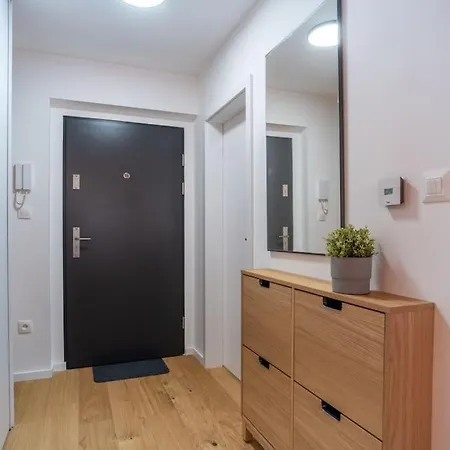 Moderny Pod Hradom Lägenhet *