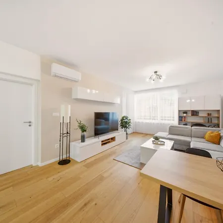 Apartmán Moderny Pod Hradom *