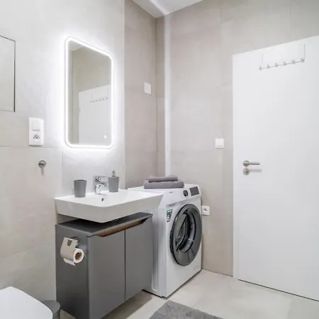 Moderny Pod Hradom Apartmán *
